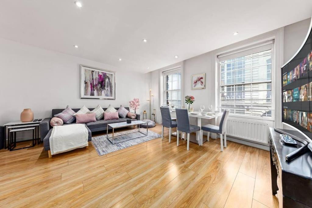 3 Bedroom Apartment In Haymarket Central London Sleep 10 Hy2 Exterior foto