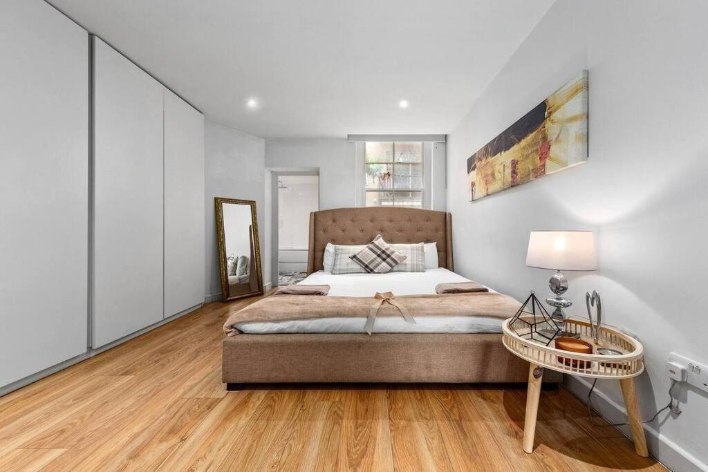3 Bedroom Apartment In Haymarket Central London Sleep 10 Hy2 Exterior foto