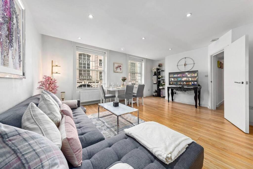 3 Bedroom Apartment In Haymarket Central London Sleep 10 Hy2 Exterior foto