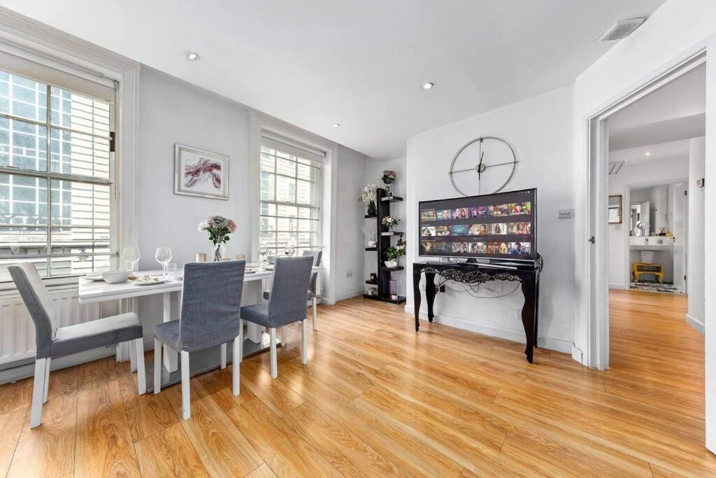 3 Bedroom Apartment In Haymarket Central London Sleep 10 Hy2 Exterior foto